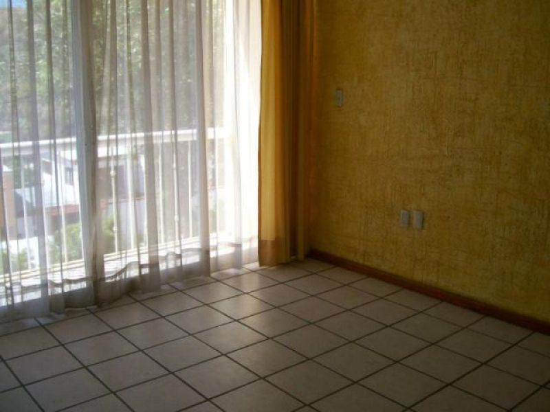 {"esp":"Comedor","ing":"Dinning Room"}